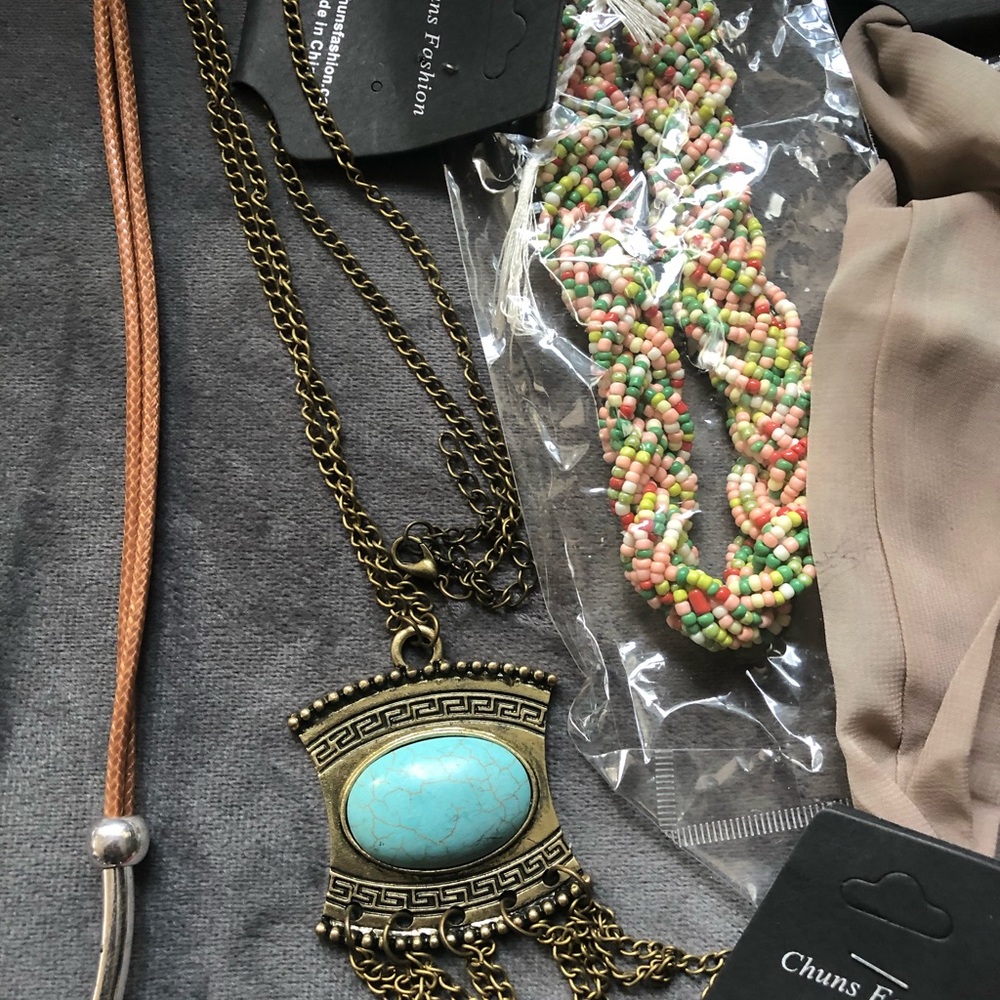 Free 🎁 - Picture 6 of 15